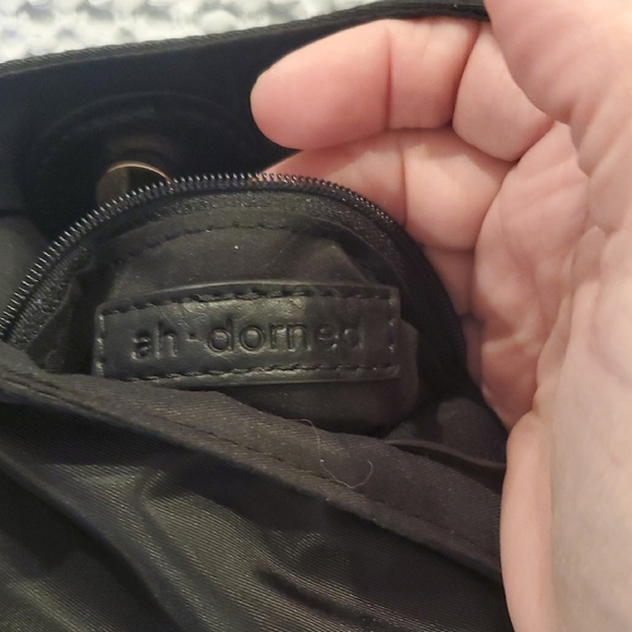 Stylish Black Bag with Multicolor Strap (30) - Picture 2 of 7